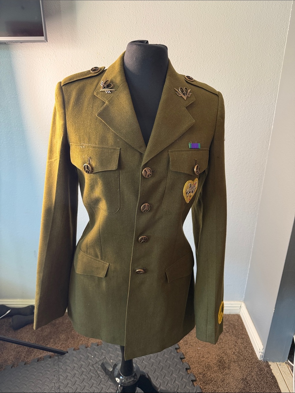 Women's Olive Green Military-Inspired Tailored Jacket